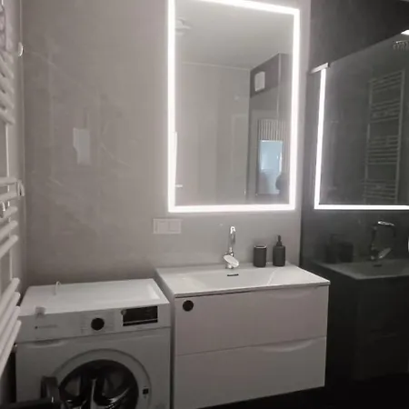 Nestigo Przy Porcie קולובז'ג